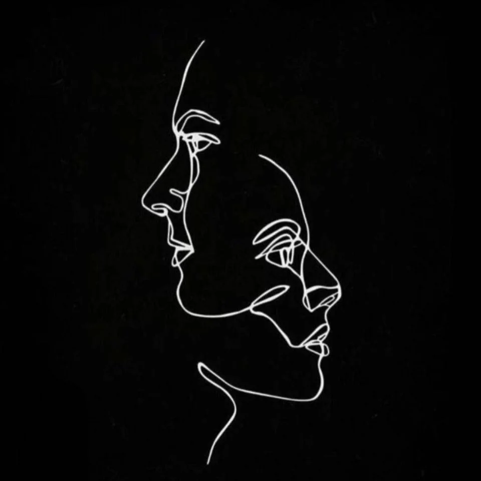 black-white-aesthetic-pfp-monochrome-portrait-artistic Artistic black white aesthetic pfp with monochrome tones and dramatic shadows for Instagram and social media profiles