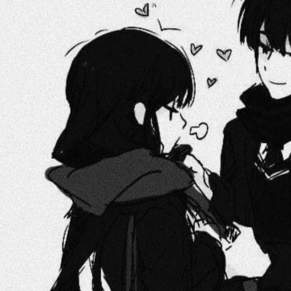 Matching black pfp couple with aesthetic romantic design perfect for coordinated Discord Instagram TikTok duo profile avatars