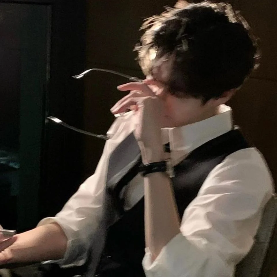 Clean white aesthetic boy pfp with masculine portrait for Discord gaming and TikTok avatars